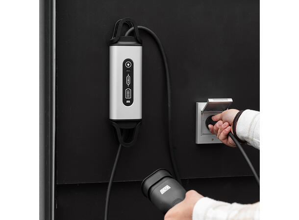 DEFA eMOVE EV bærbar nødlader 230V -> Type 2. Nødlader 