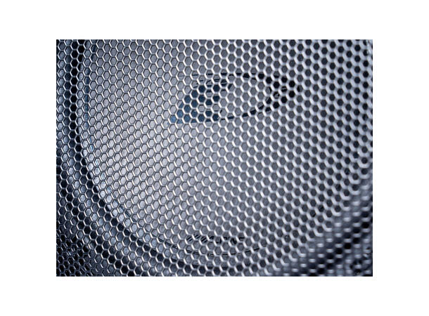 Alpine SWC-W84S907 subwoofer Spesialtilpasset MB Sprinter 