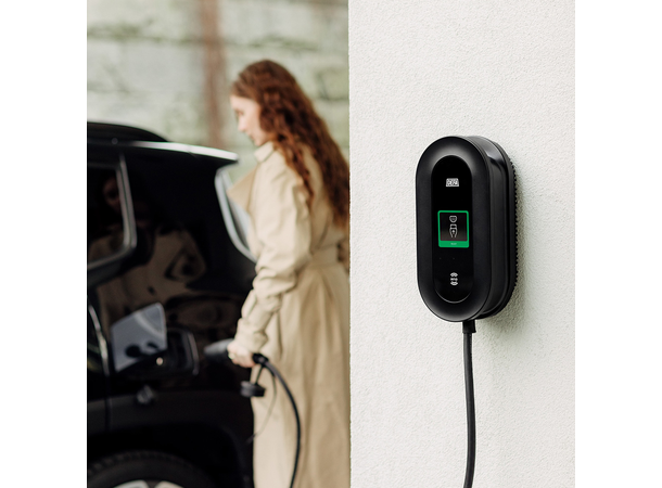 Defa Power™ ladestasjon 22kW med 6 meter kabel og display 