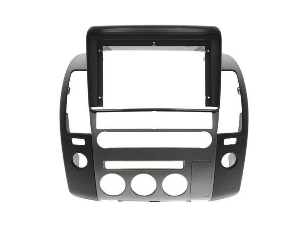 Monteringsramme for 9" spiller Navara/Pathfinder (2005-2010) m/Navi 