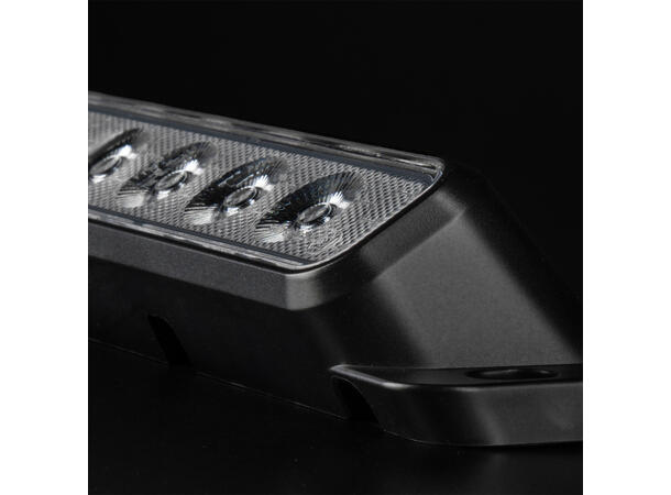 Strands Nuuk E-Line Scene Light 8200 Lumen, 80W 