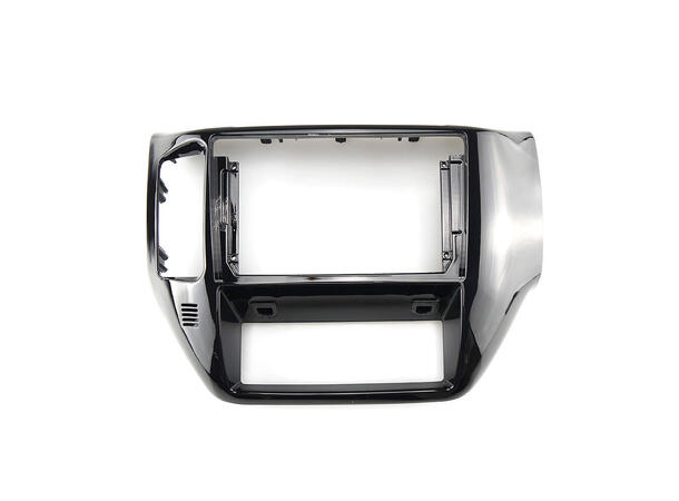 ConnectED Monteringsramme for 9" spiller Nissan Patrol (2005 - 2010) 