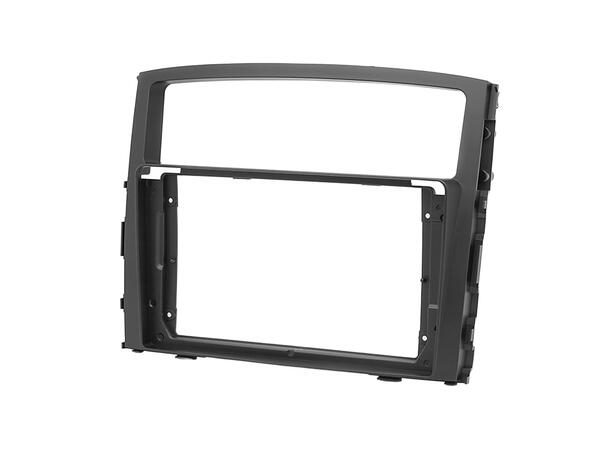 Monteringsramme for 9" spiller Mitsubishi Pajero (2007-2019) 