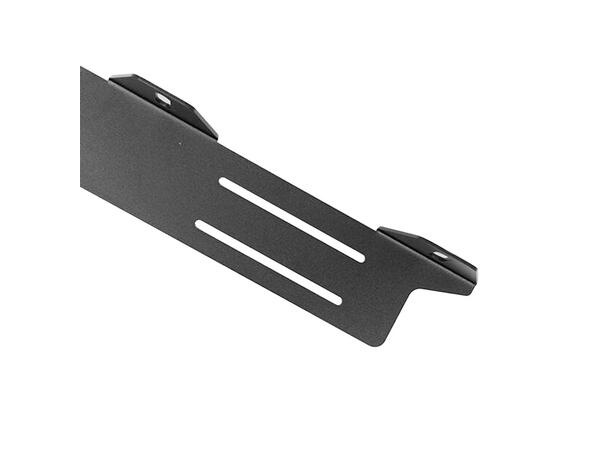 Skiltbrakett Rustfri Til tre lamper. Sortlakkert. 