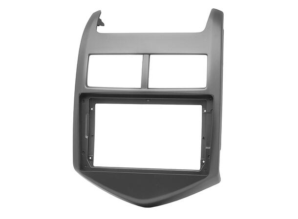 Monteringsramme for 9" spiller Chevrolet Aveo (2012-2015) 