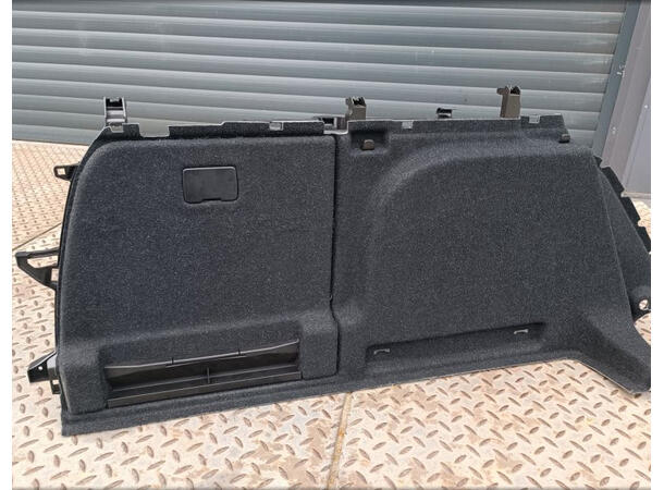 SKODA Fit-Box basskasse Skoda Superb Stasjonsvogn (2016-2023) 