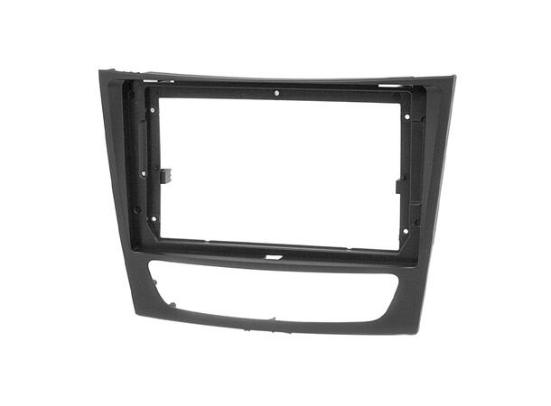 Monteringsramme for 9" spiller MB CLS/E-klsse (2003-2010) 