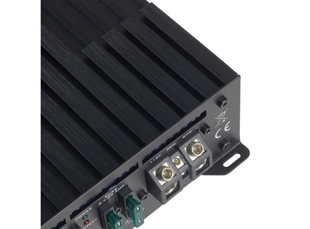 Edge EDBX150.4-E1 4-kanals forsterker 4x150W RMS i 2ohm, Klasse AB 