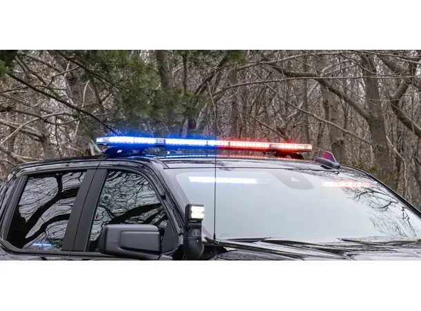 Whelen® Edge 9XS 54" 12V 137cm, 8 Gule moduler, justerbar fot 