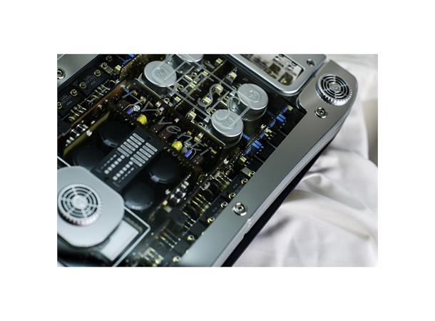 Audison THESIS HV VENTI "The Amplifier", 2x800W, High-End 